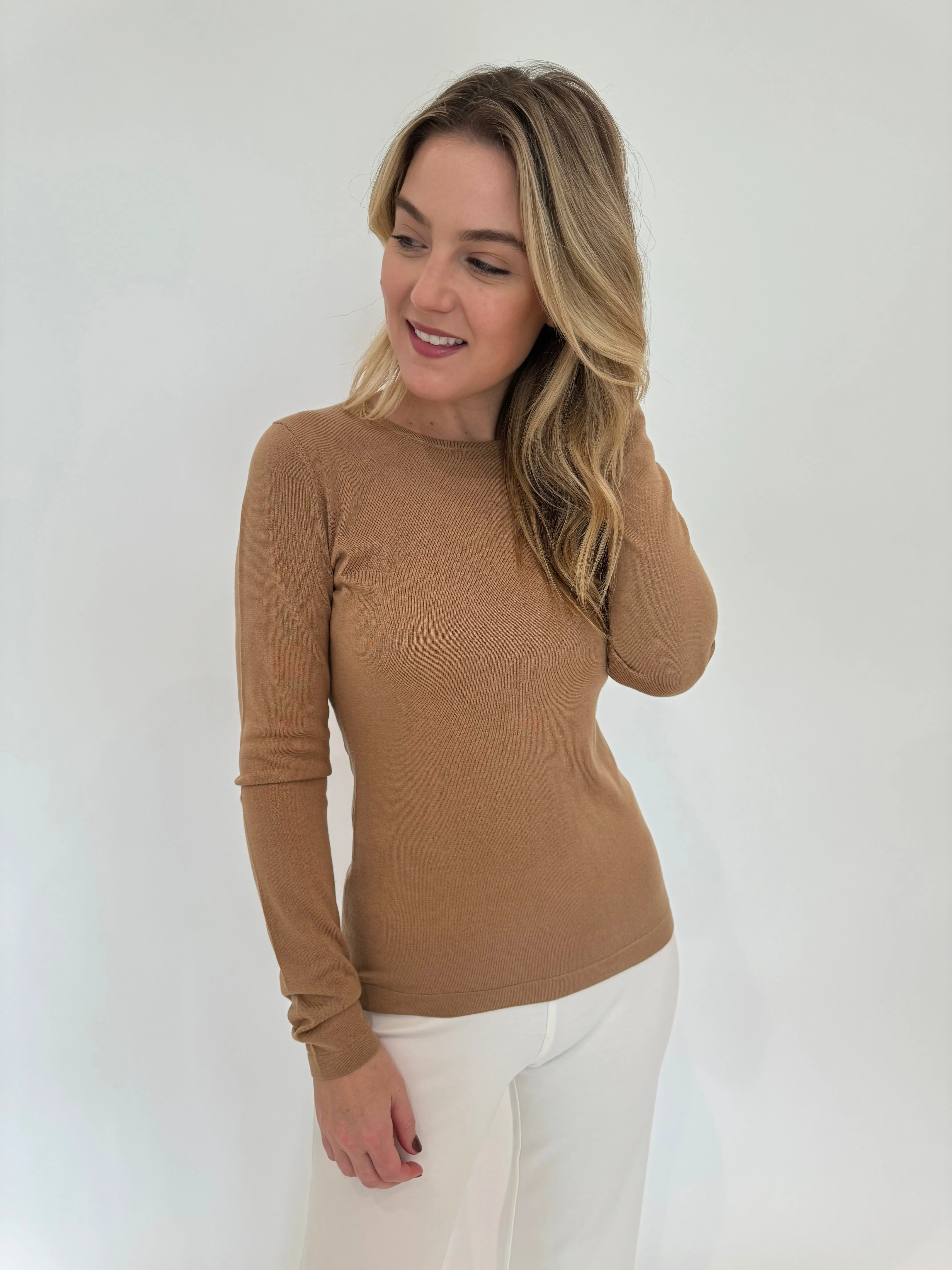 Fitted Crew Sweater - Camel