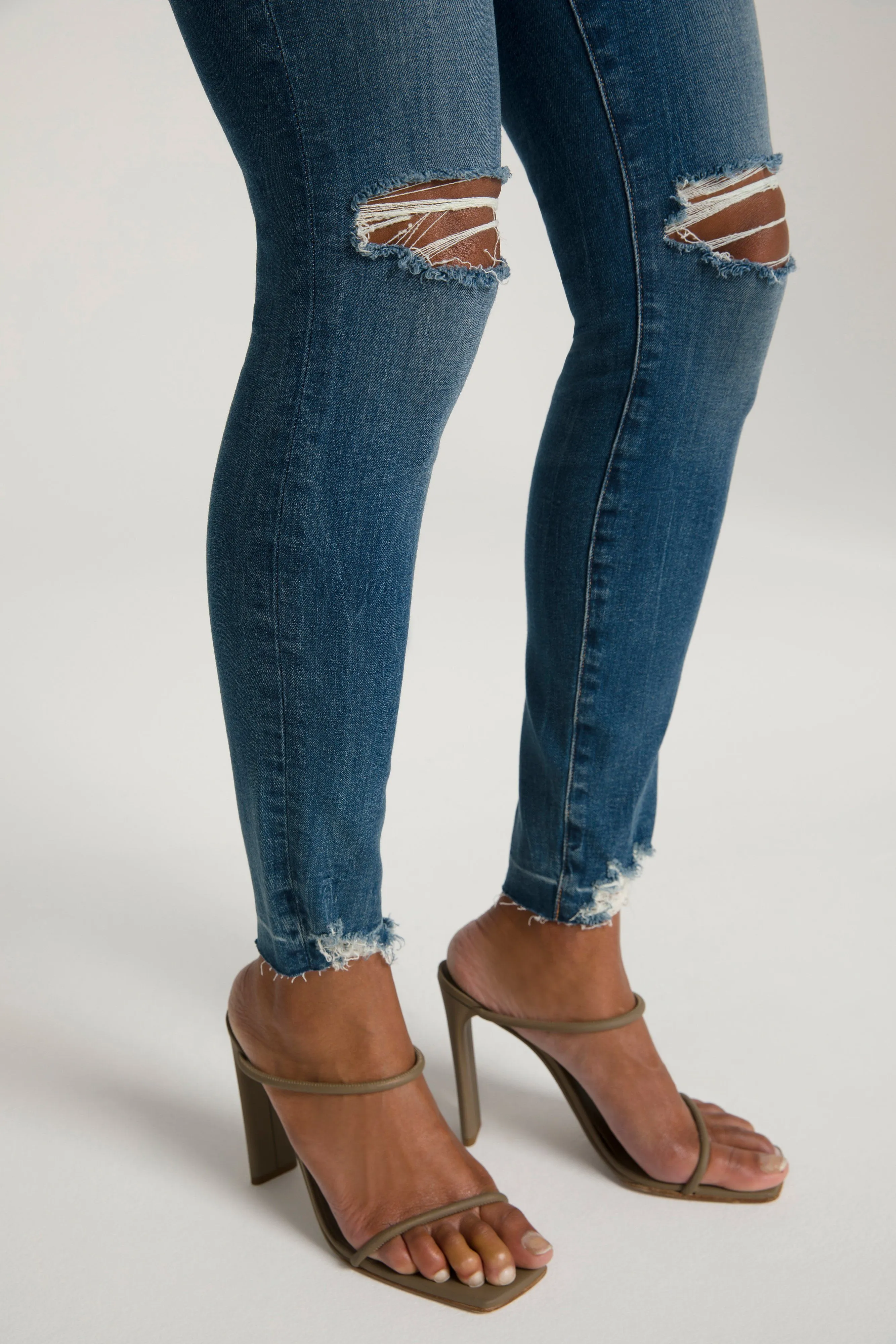 GOOD LEGS CHEWED HEM | BLUE504