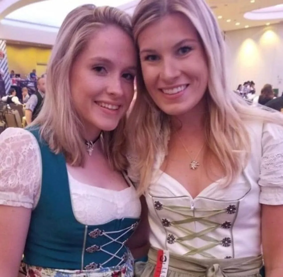 Lace Sweetheart Dirndl Blouse