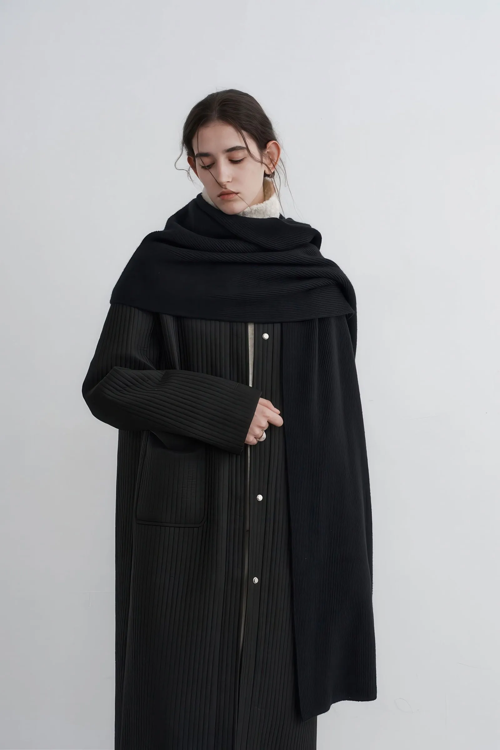 Longline Oversized Puffer Coat - Women's Luxe Winter Casual Overknee Jacket