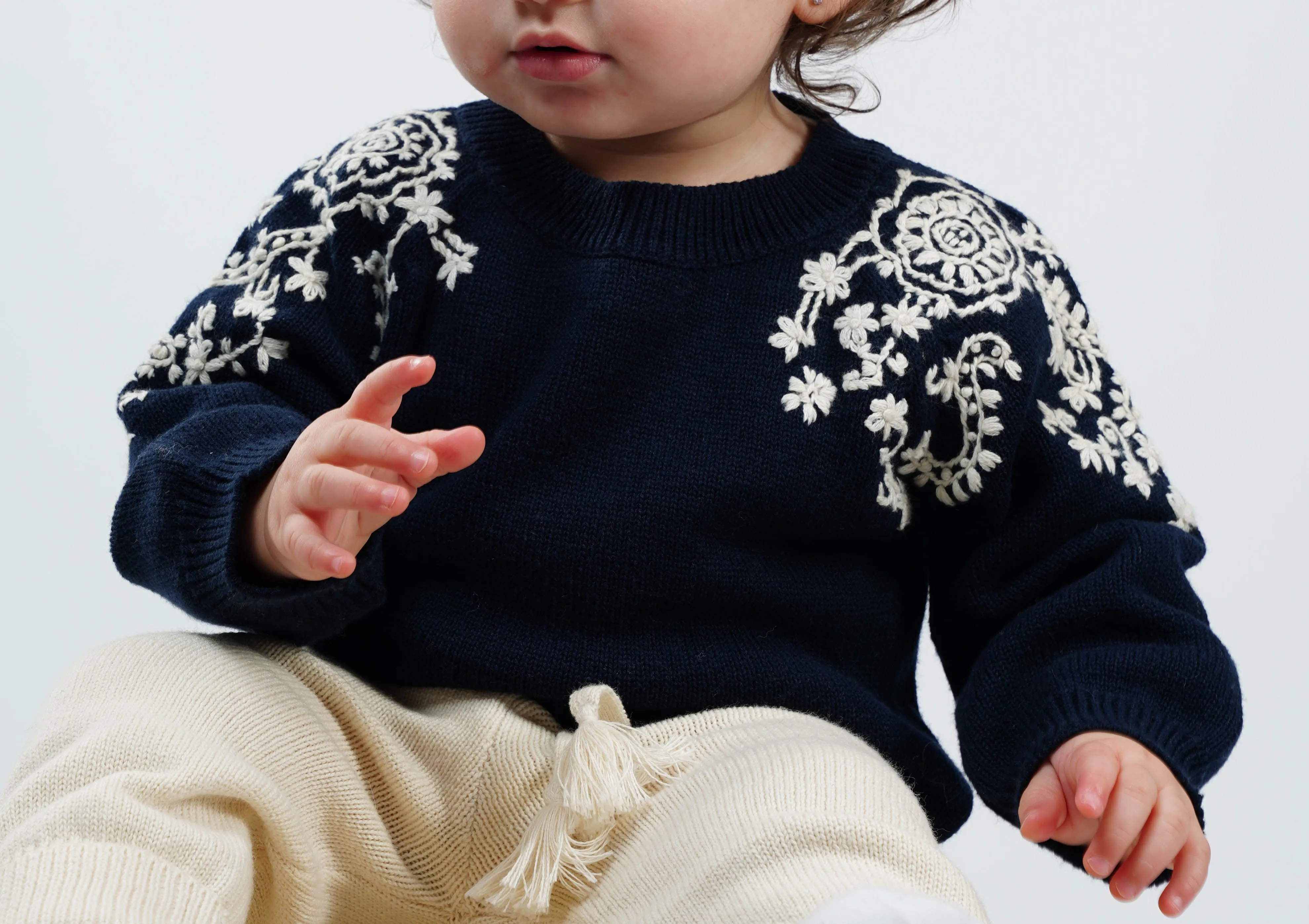 Signature Sweater | Navy