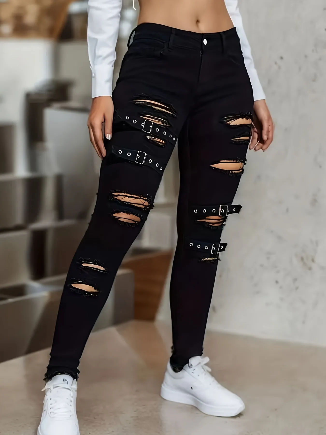 Women's High-Waisted Distressed Black Color Ripped Jeans With Buckle Details, Street Style Skinny Denim Pants For Spring/Fall